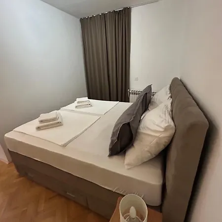 Irena Apartman