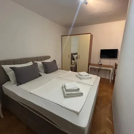 Apartman Irena *
