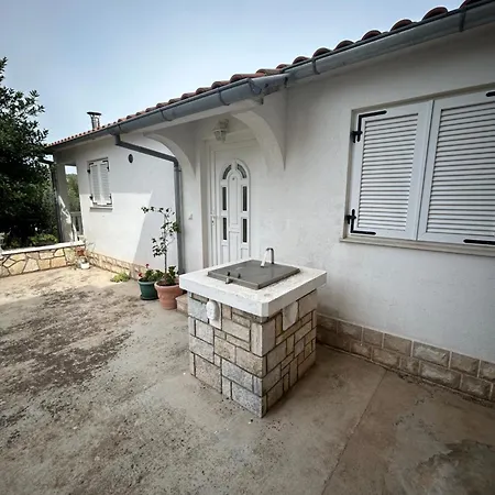 Apartman Irena Jezera