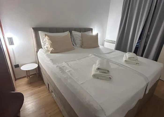 Irena Apartment Jezera